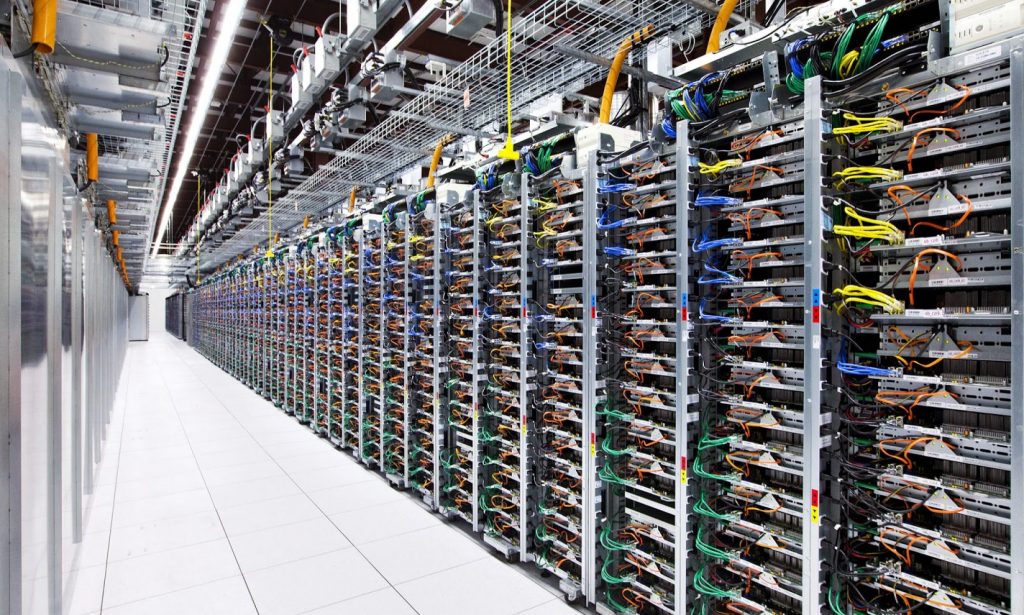 cropped google datacenter tech 21