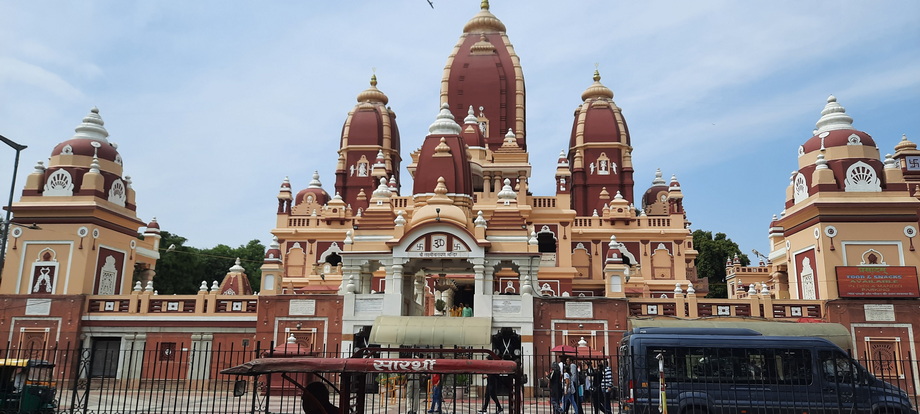 India 8