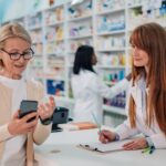 Vényírási jogosultságot kapnak a gyógyszerészek