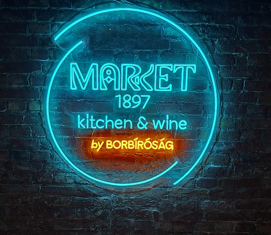 Market-7